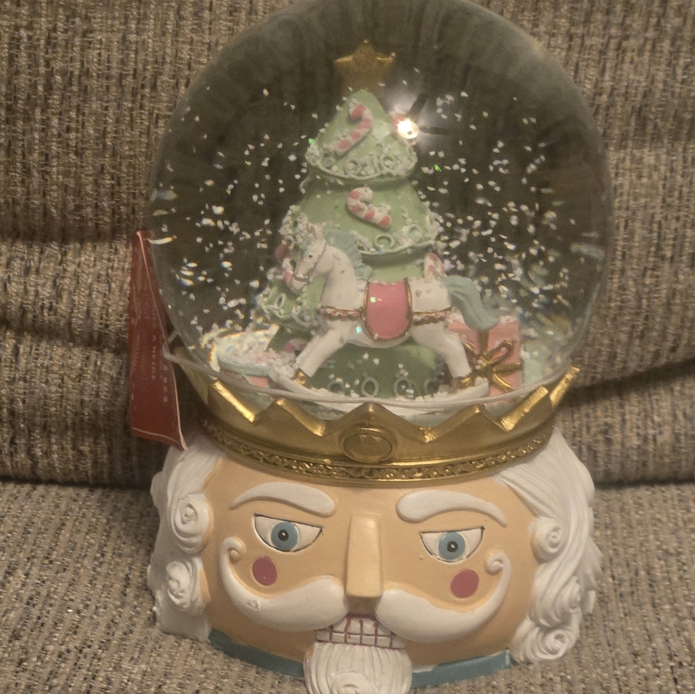 NEW - Martha Stewart Nutcracker Snow Globe with Christmas Tree and Horse